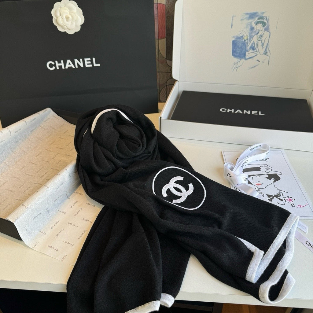 Chanel Contrast-Trim Logo Scarf